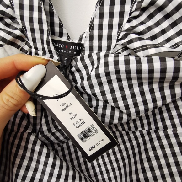 Romeo and Juliette dress - Picture 2 of 8